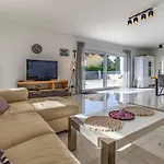 Istriensonne 0005 - Maristra Mit Pool Villa *