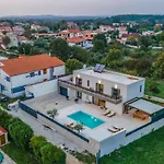 Villa Istriensonne 0005 - Maristra Mit Pool