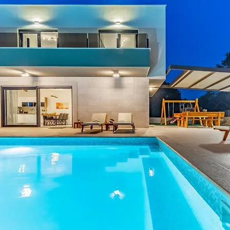 Villa Istriensonne 0005 - Maristra Mit Pool Šišan
