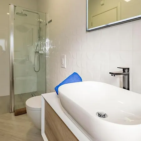Istriensonne 0005 - 2021 New Built Ultra Modern Maristra *